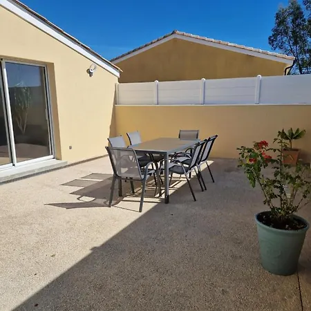 Ferienhaus La Jolie Pradelle *