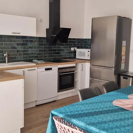 La Jolie Pradelle 度假居 Virsac